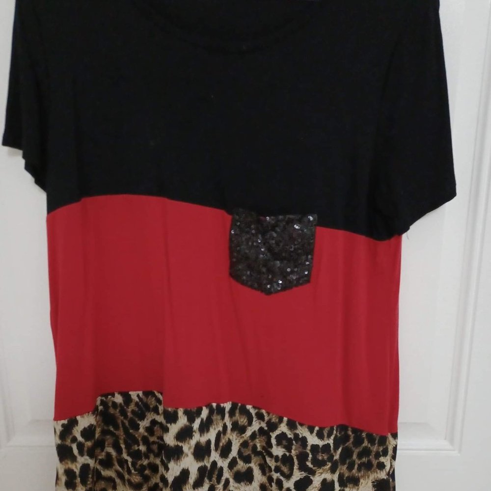 Short sleeve top